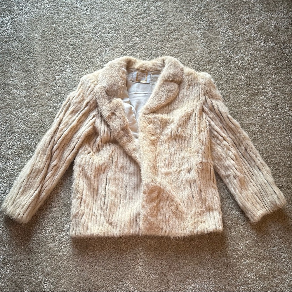 SAGA MINK JINDO Sapphire mink fur coat in FREE SIZE Used Silk